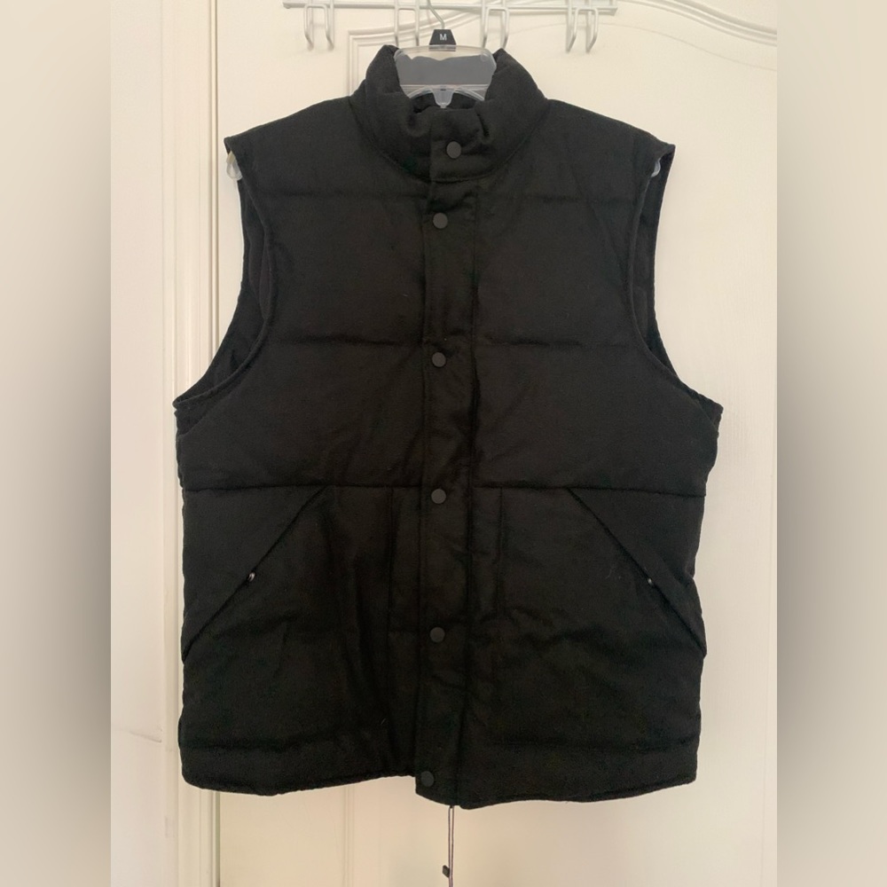 Zara men’s Puffer vest